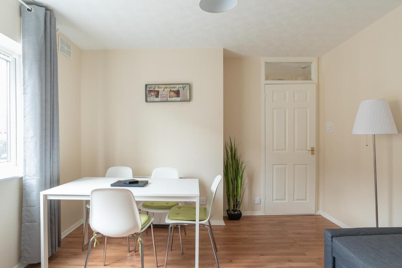 Luxury Central Link Luton/London/M1/Airport/Station/Long Stay Luton  Exterior photo